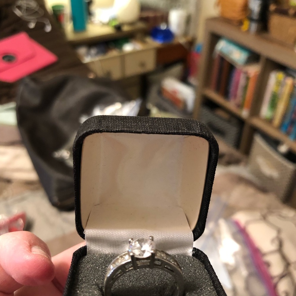 Women’s Cubic Zirconia Engagement Ring